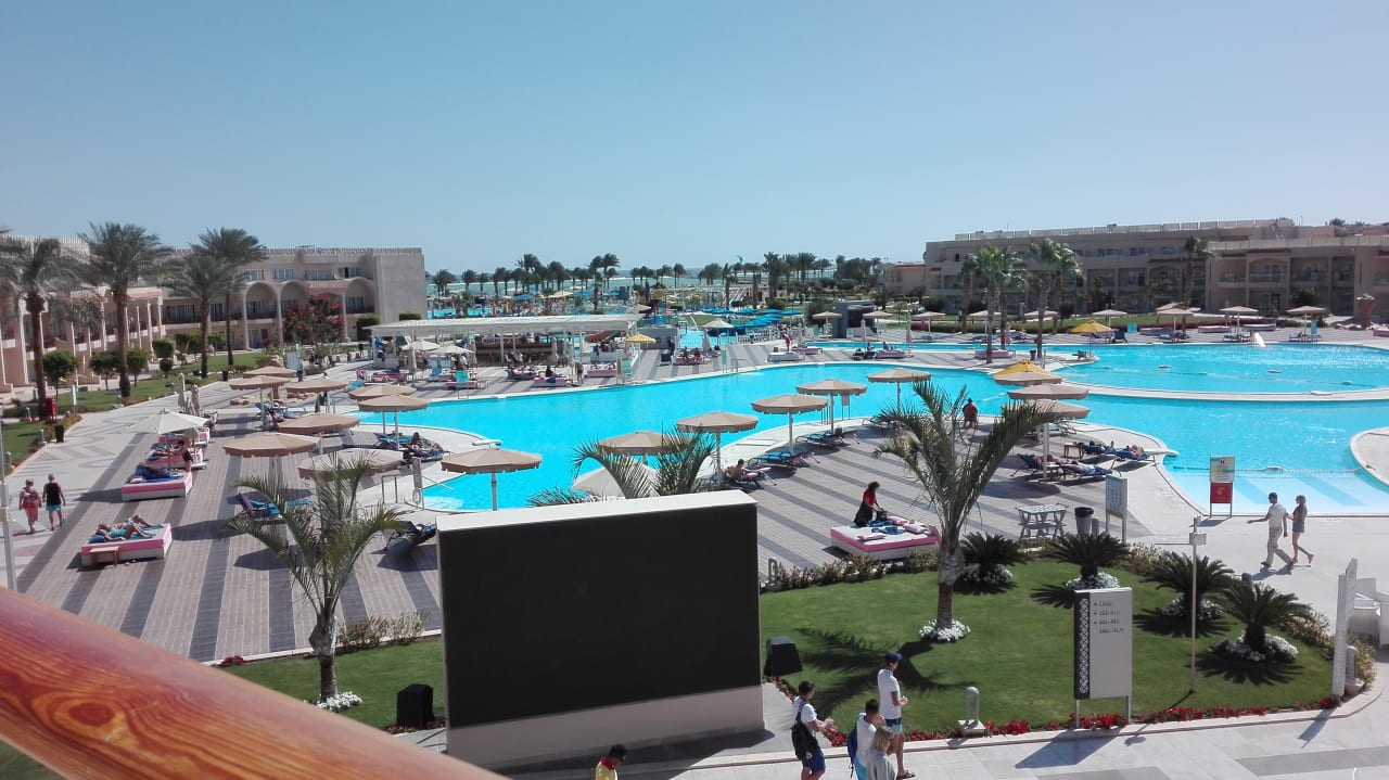 Pool Pickalbatros Royal Moderna Resort-Sharm El Sheikh
