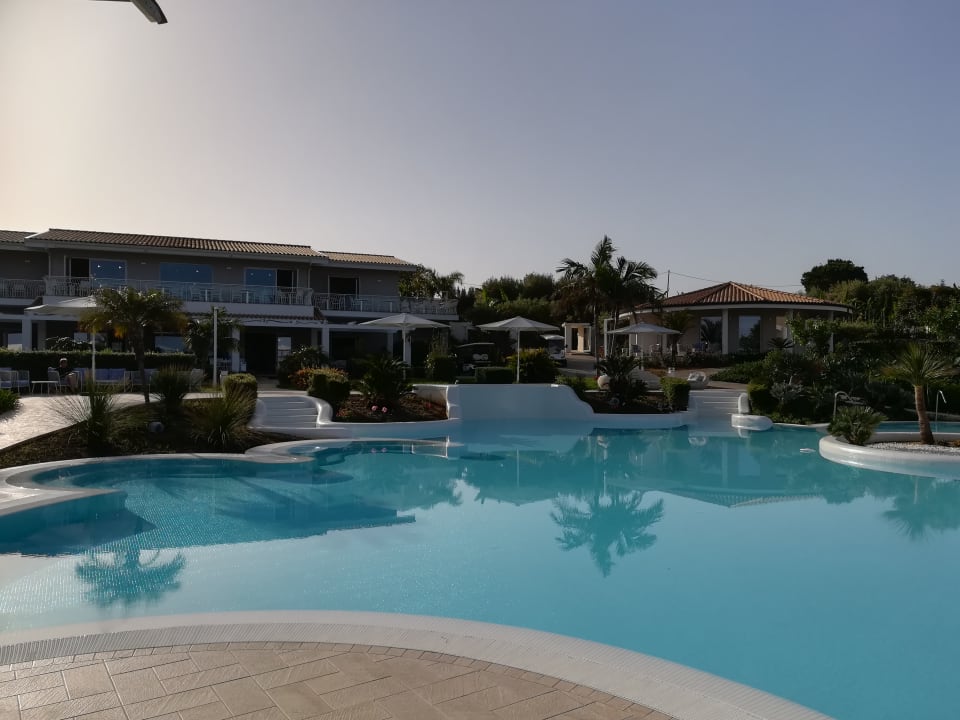 Pool Borgo Donna Canfora