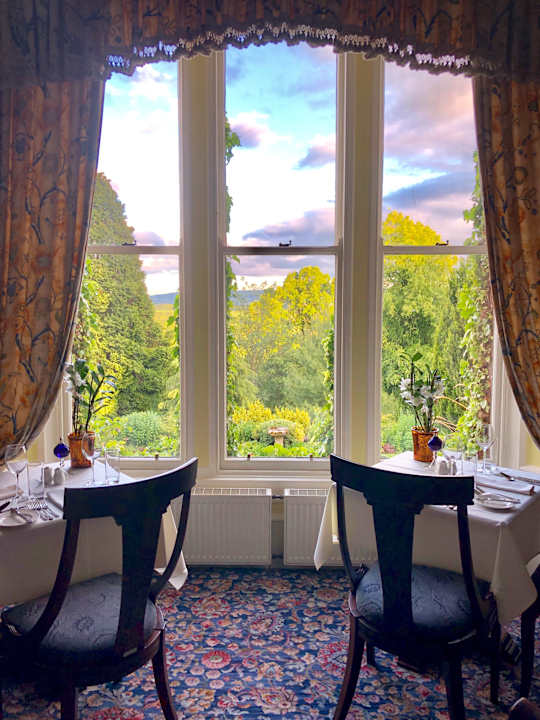 Gastro Hotel Lands of Loyal