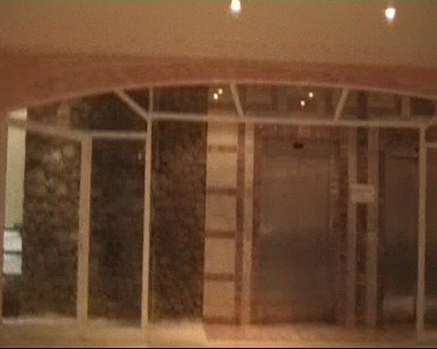 Zwei Lifte R2 BUGANVILLA Hotel & Spa