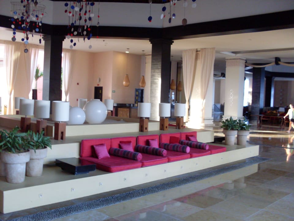 Offene und sehr großzügige Lobby Ocean Coral & Turquesa by H10