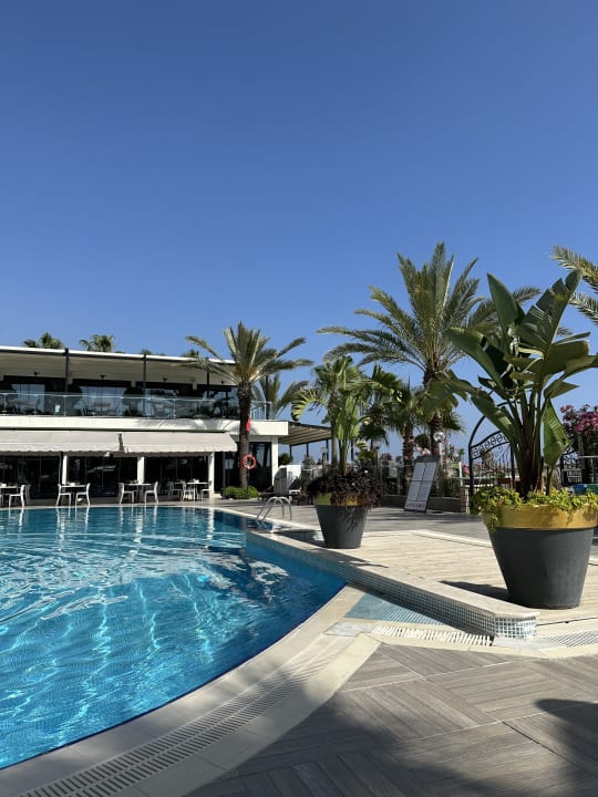 Pool Aria Resort & Spa