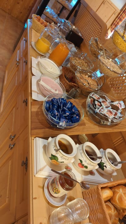 Gastro Hauserhof & Enzianhütte