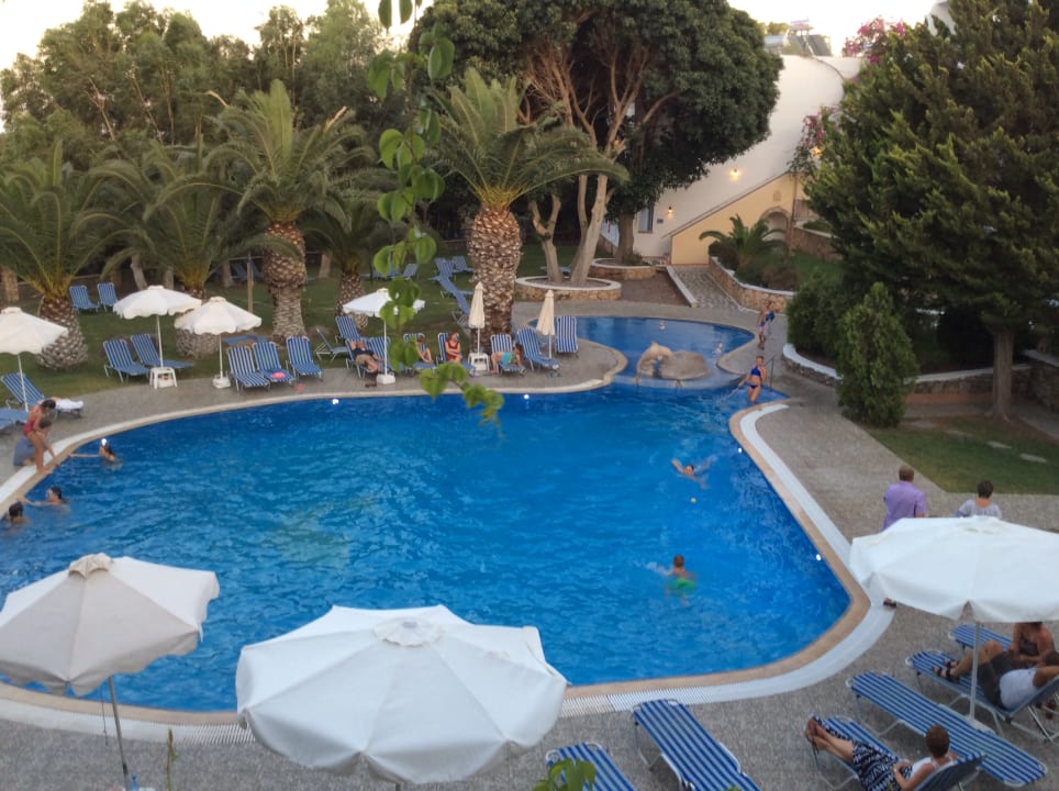 Pool Ekaterini Hotel