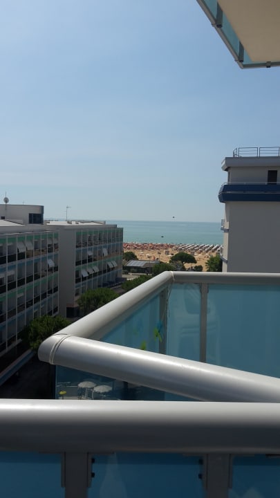 Blick zum Strand Zimmer 509 Hotel Parigi