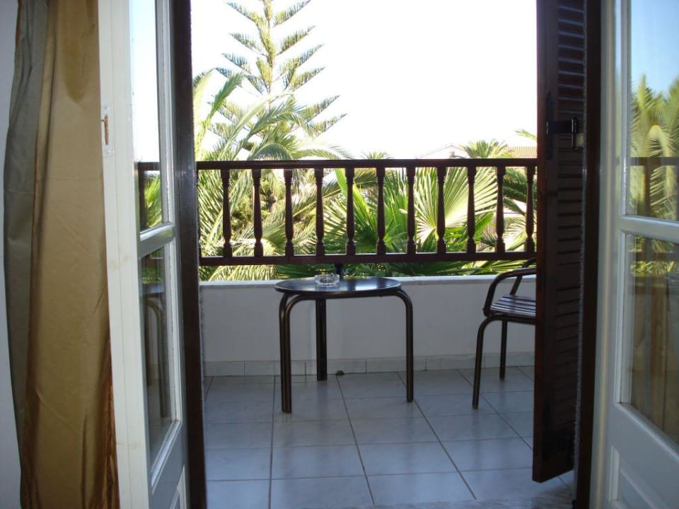 Balkon Acharavi Beach Hotel