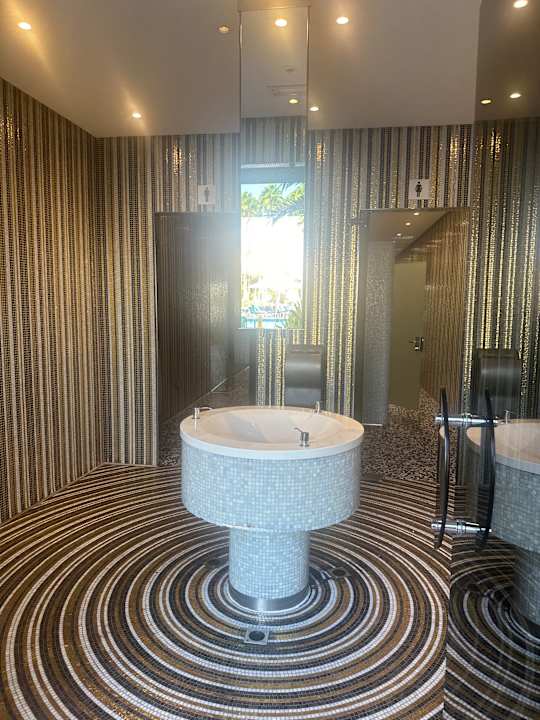 Zimmer Bull Eugenia Victoria & Spa