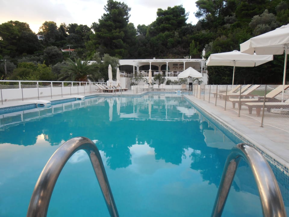 Ab ins Wasser Radisson Resort Plaza Skiathos