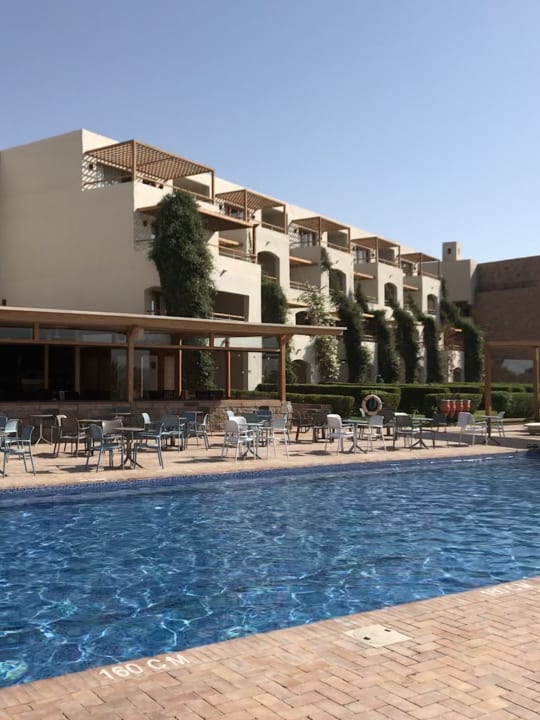 Pool Fort Arabesque Resort, Spa & Villas