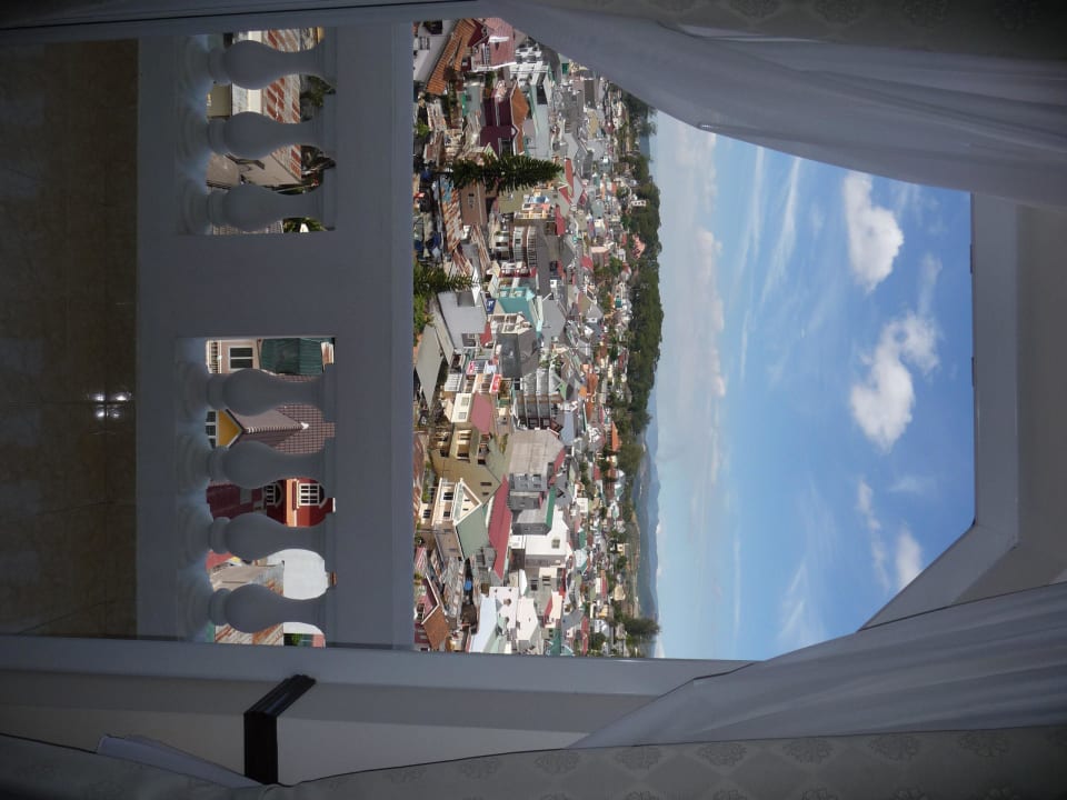 Malerisch: der Ausblick aus dem Zimmer Hotel Saigon-Dalat