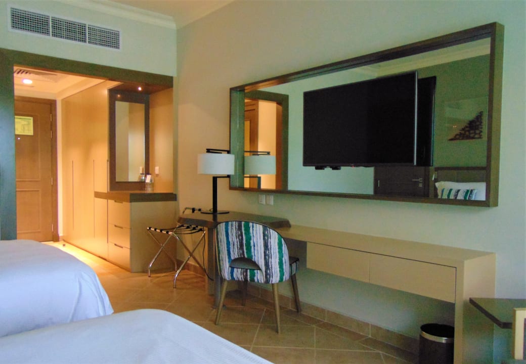 Zimmer Fujairah Rotana Resort & Spa
