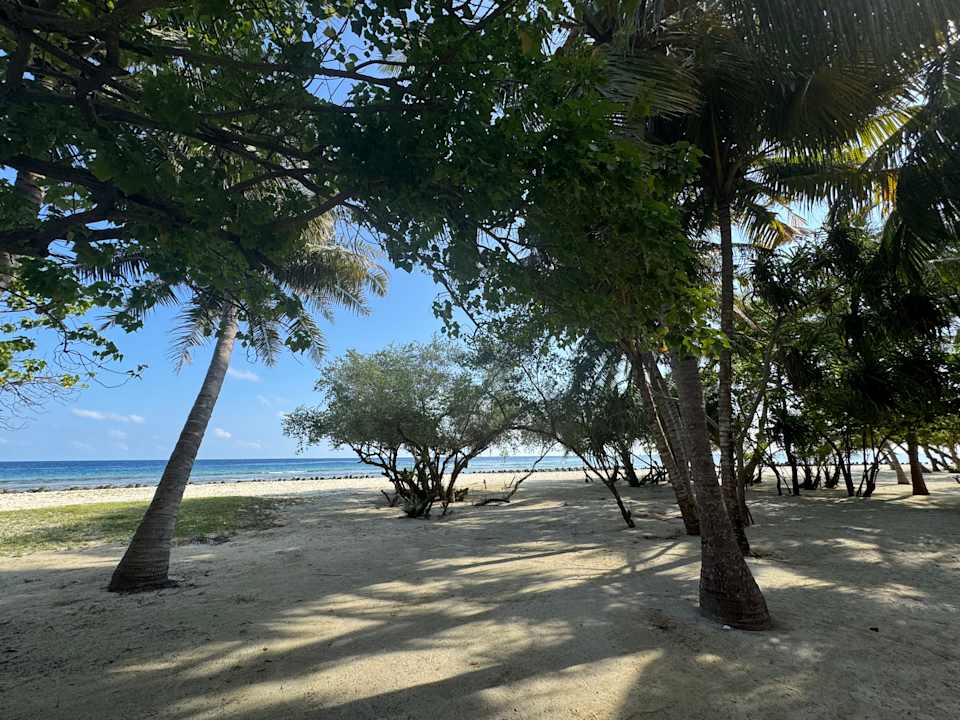 Strand Kuredu Island Resort & Spa