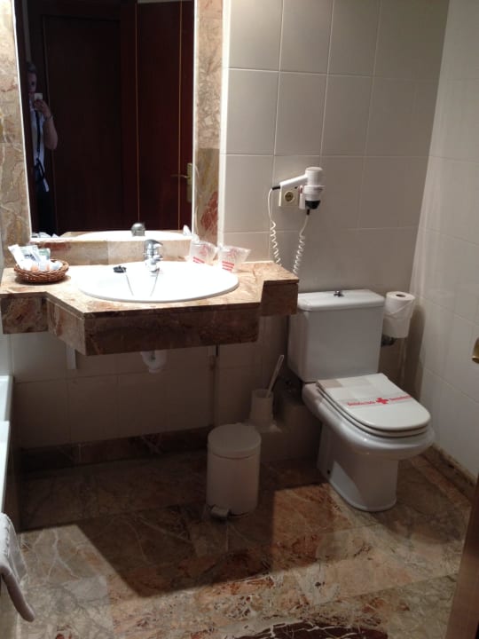 Badezimmer Hotel Bahia del Sol