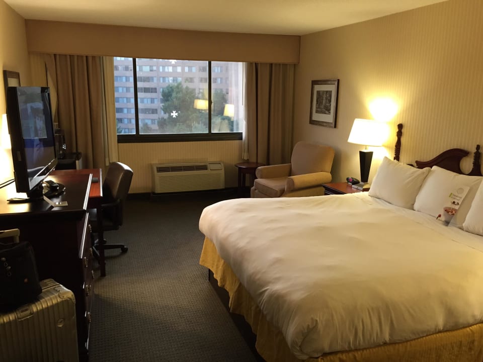 Zimmer Hilton Garden Inn Reagan National Airport