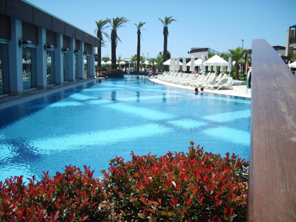 Piscine et resto principal sur le côté Sunis Evren Beach Resort Hotel & Spa