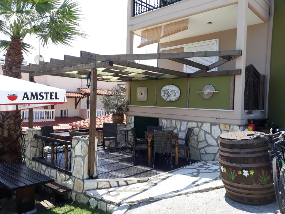 Außenansicht GreenHill Holiday Suites Sarti