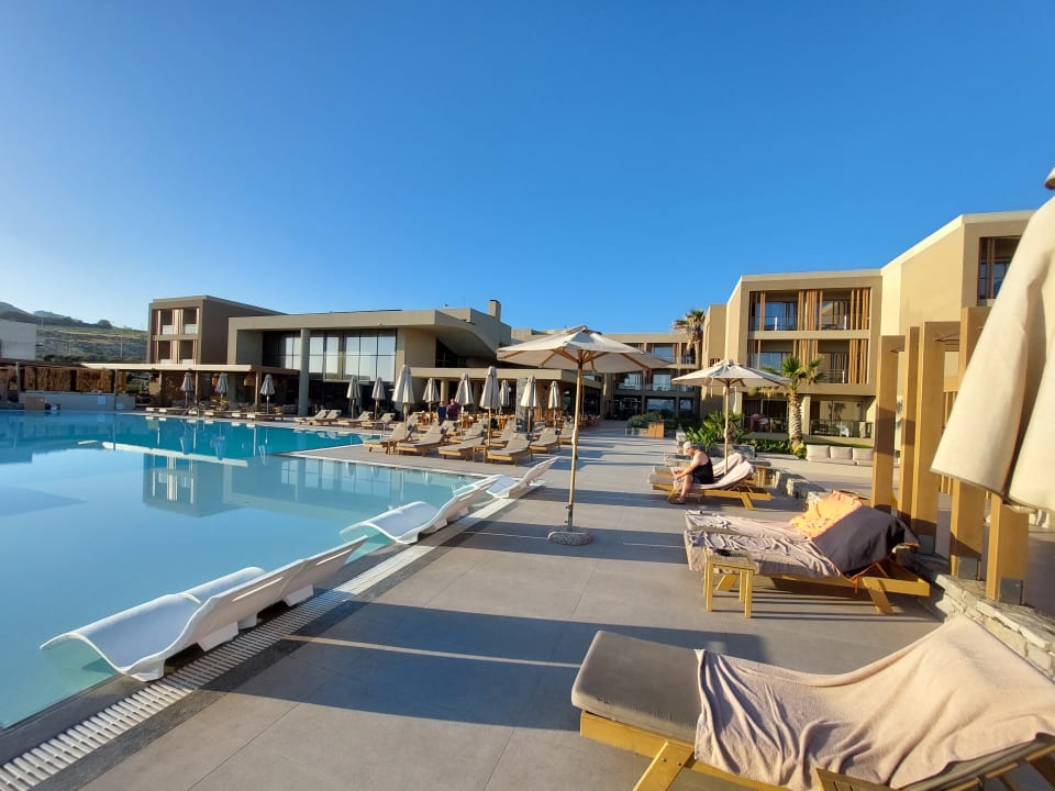 Pool Sentido Unique Blue! Resort and Villas