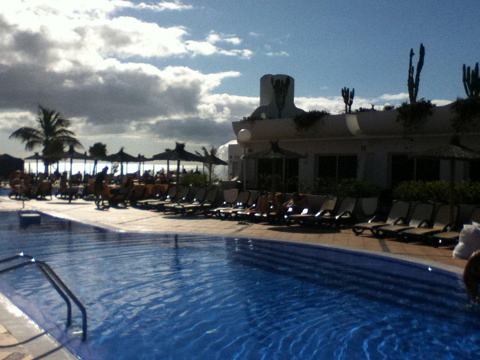 Pool Bereich allsun App.-Hotel Barlovento