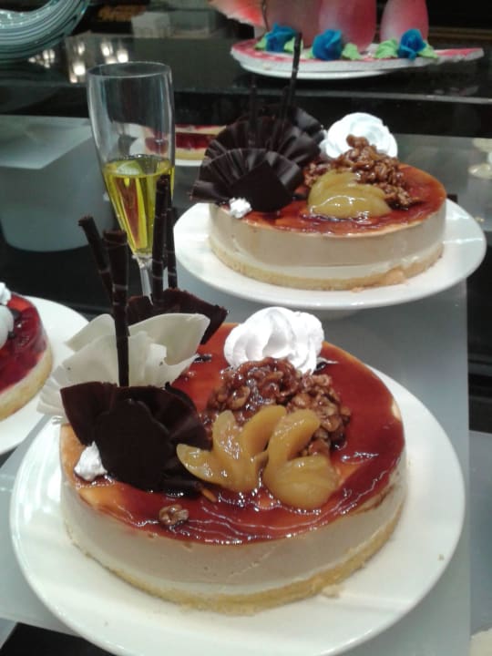 Dessert Diamond Excellence Resort & Spa