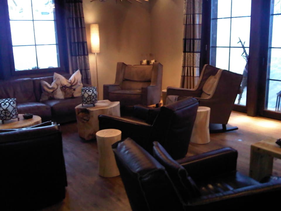 Fumoir La Val Hotel & Spa