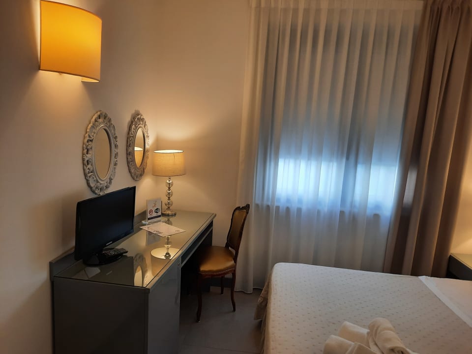 Zimmer Hotel Alfieri