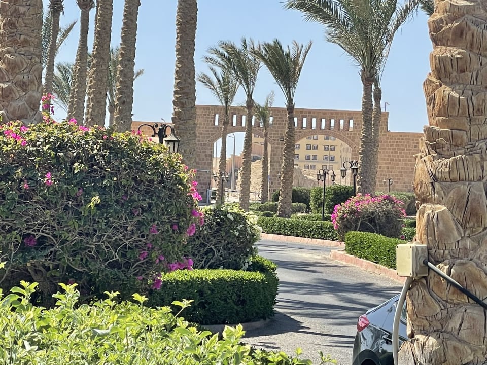 Außenansicht Radisson Blu Resort, El Quseir