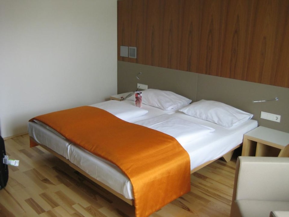 Wie man sich bettet, so... Eventhotel Pyramide