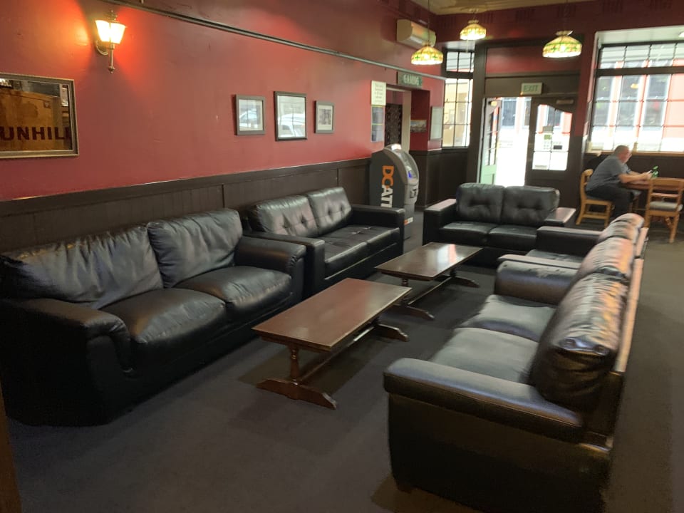 Lobby Hotel The Law Courts