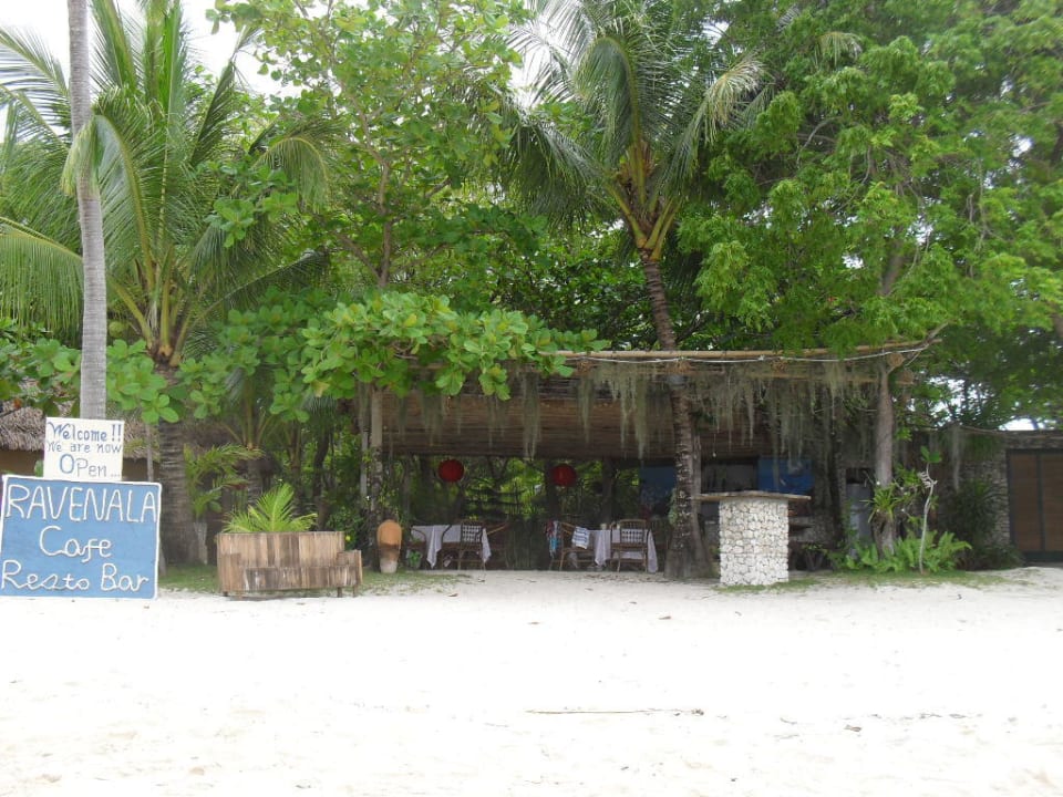Ravenala Beach Restaurant und Cafe Ravenala Beach Resort
