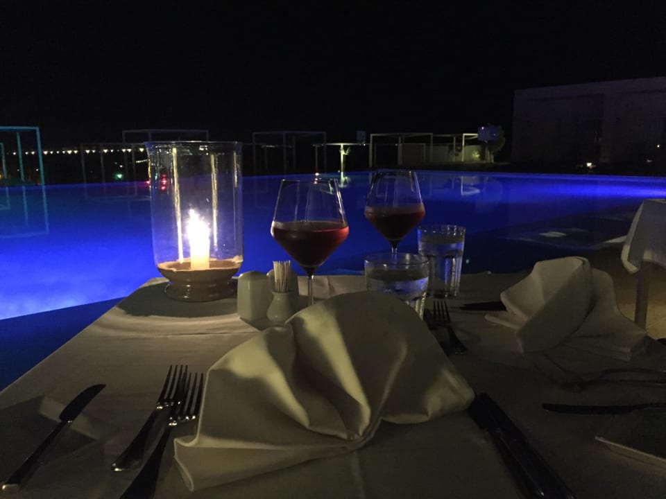 Romantisches Candlelightdinner am Pool Steigenberger Makadi Hotel - Adults only