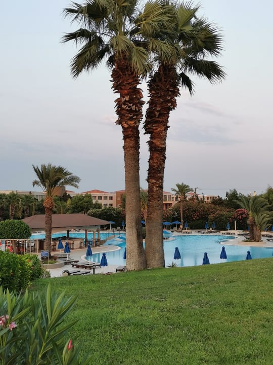 Pool Kresten Palace Hotel