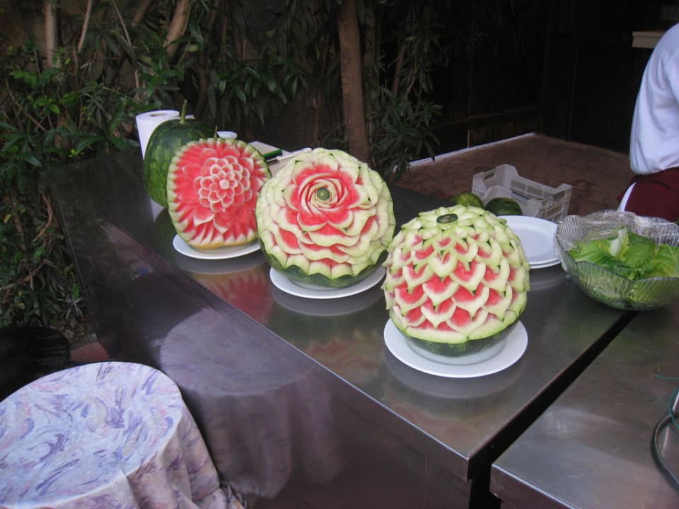 Melonenkunst Dosi Hotel