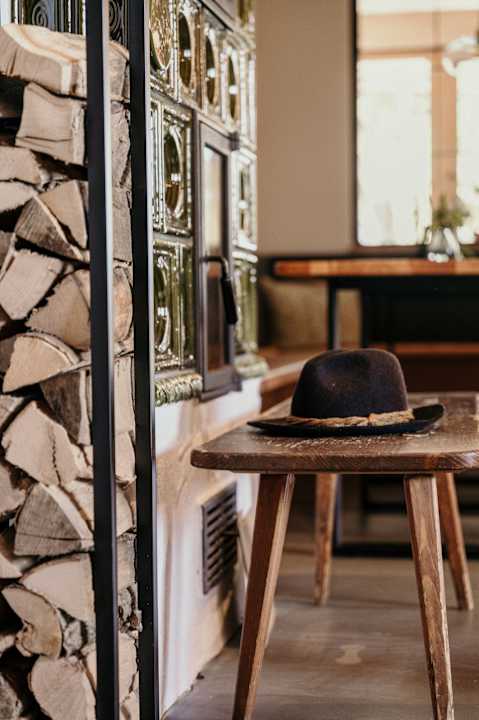 Lobby Apartmenthaus Holzhackerin