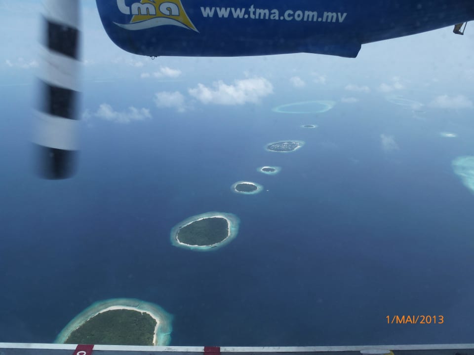 Was für ein Ausblick aus dem Airtaxi Adaaran Select Meedhupparu Island Resort - Premium All Inclusive