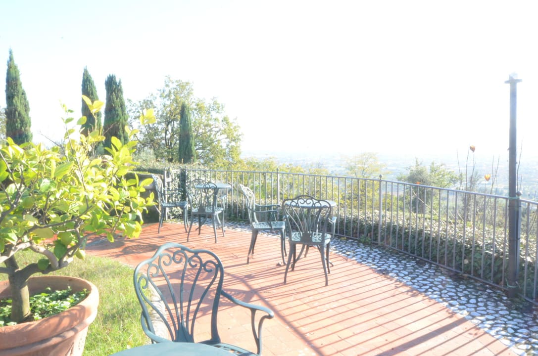 Terrazza panoramica sopra la piscina Antico Convento Park Hotel et Bellevue