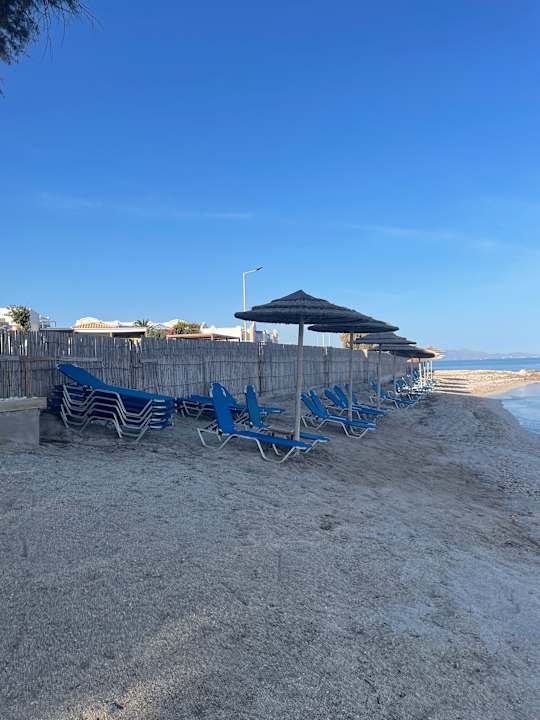 Strand Hotel Serita Beach