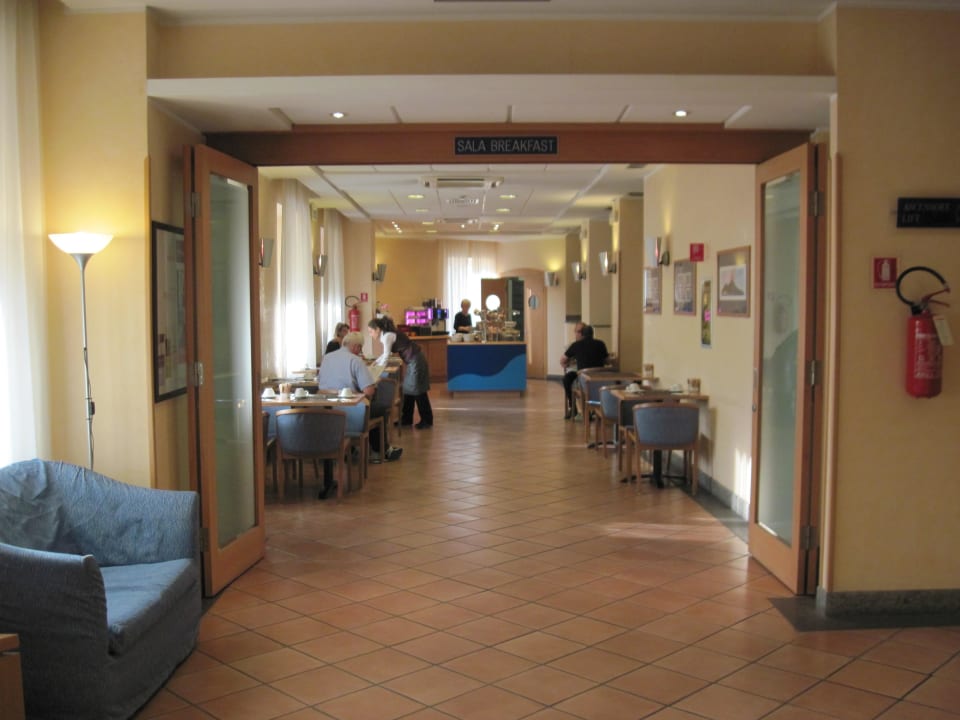 Frühstücksraum Ibis Styles Napoli Garibaldi