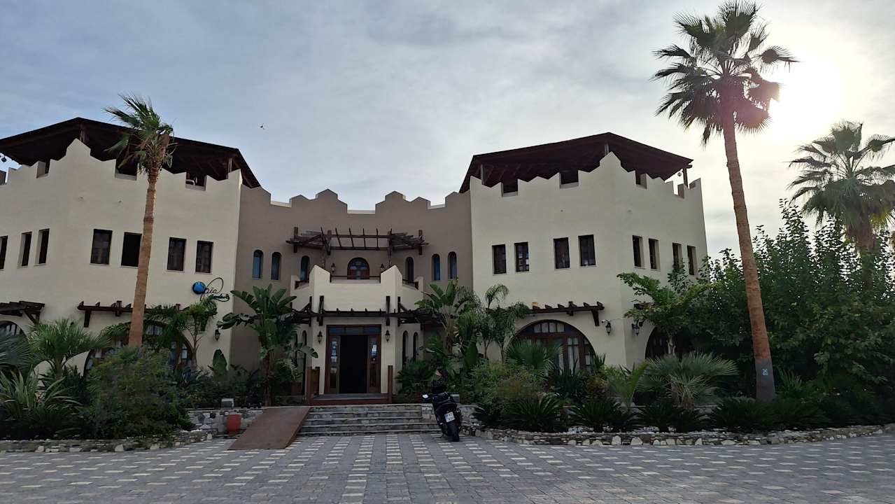 Außenansicht Gaia Garden Hotel