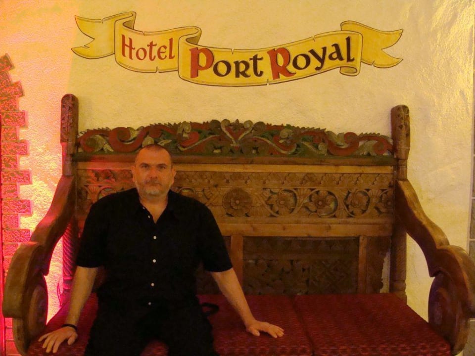 Sitzmöglichkeiten Heide Park Abenteuerhotel