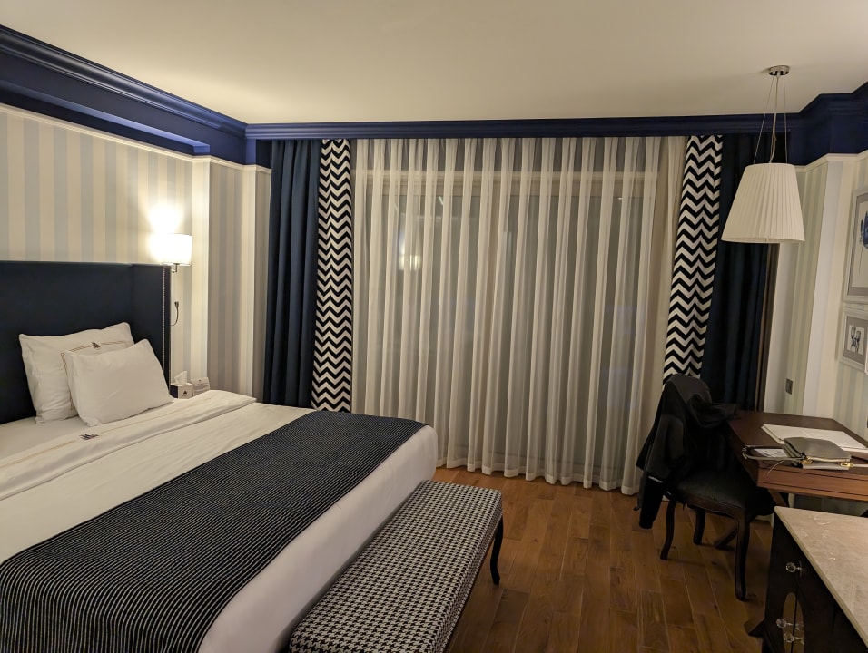 Zimmer Rubi Platinum Sign