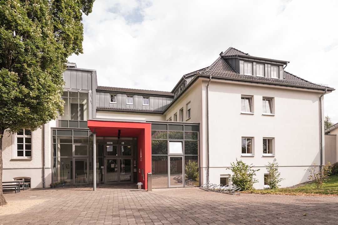 Außenansicht DJH Jugendgästehaus Petershagen
