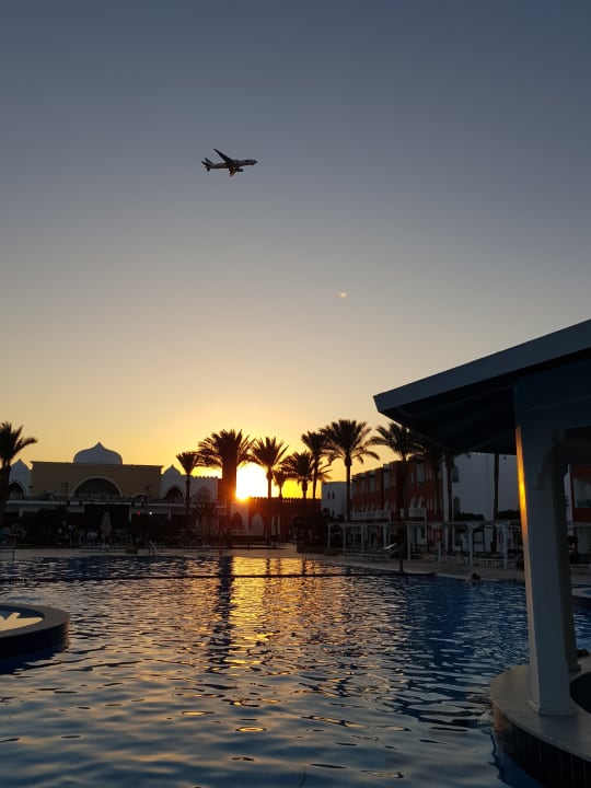 Pool SUNRISE Garden Beach Resort
