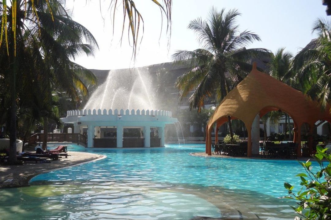 2. Poolbar & Grillrestaurant Hotel Southern Palms Beach Resort