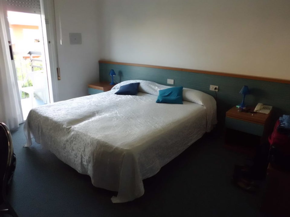 Das kleine Zimmer neu renoviert Hotel Regina