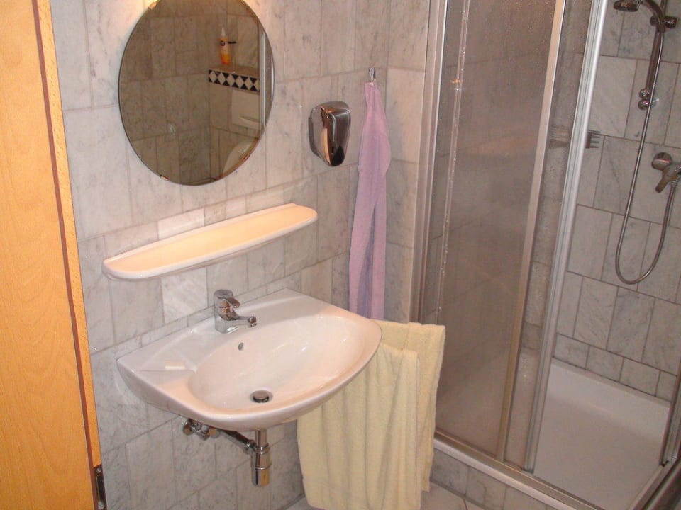 Seifenspender vorhanden  Pension Rosam