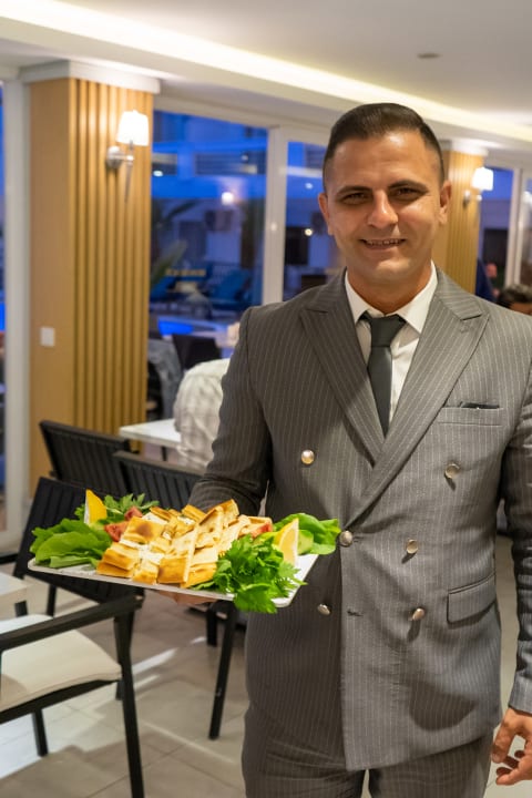 Gastro Beso Beach Hotel