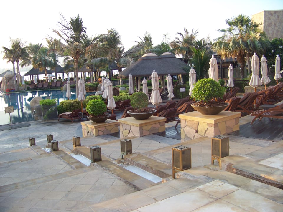 Pool Sofitel Dubai The Palm Resort & Spa
