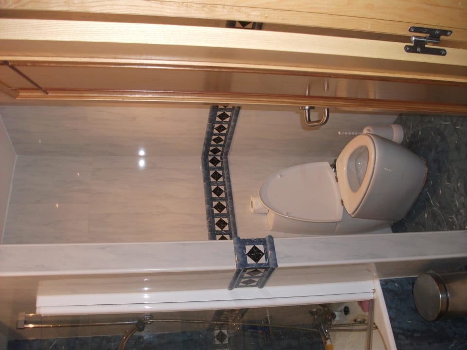 Toilette Elba Sara Beach & Golf Resort