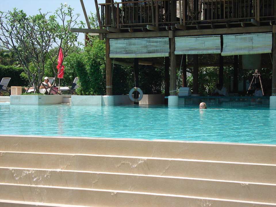 Pool mit Poolbar The Palayana Hua Hin Resort