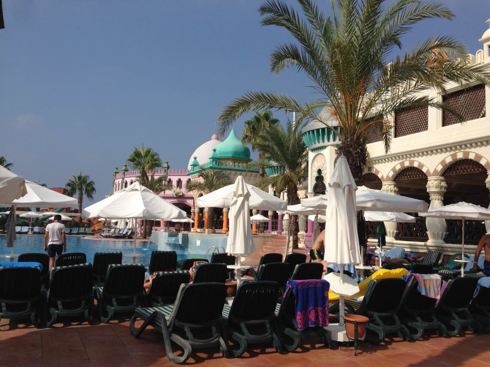 Unterer Pool Kamelya Aishen Club
